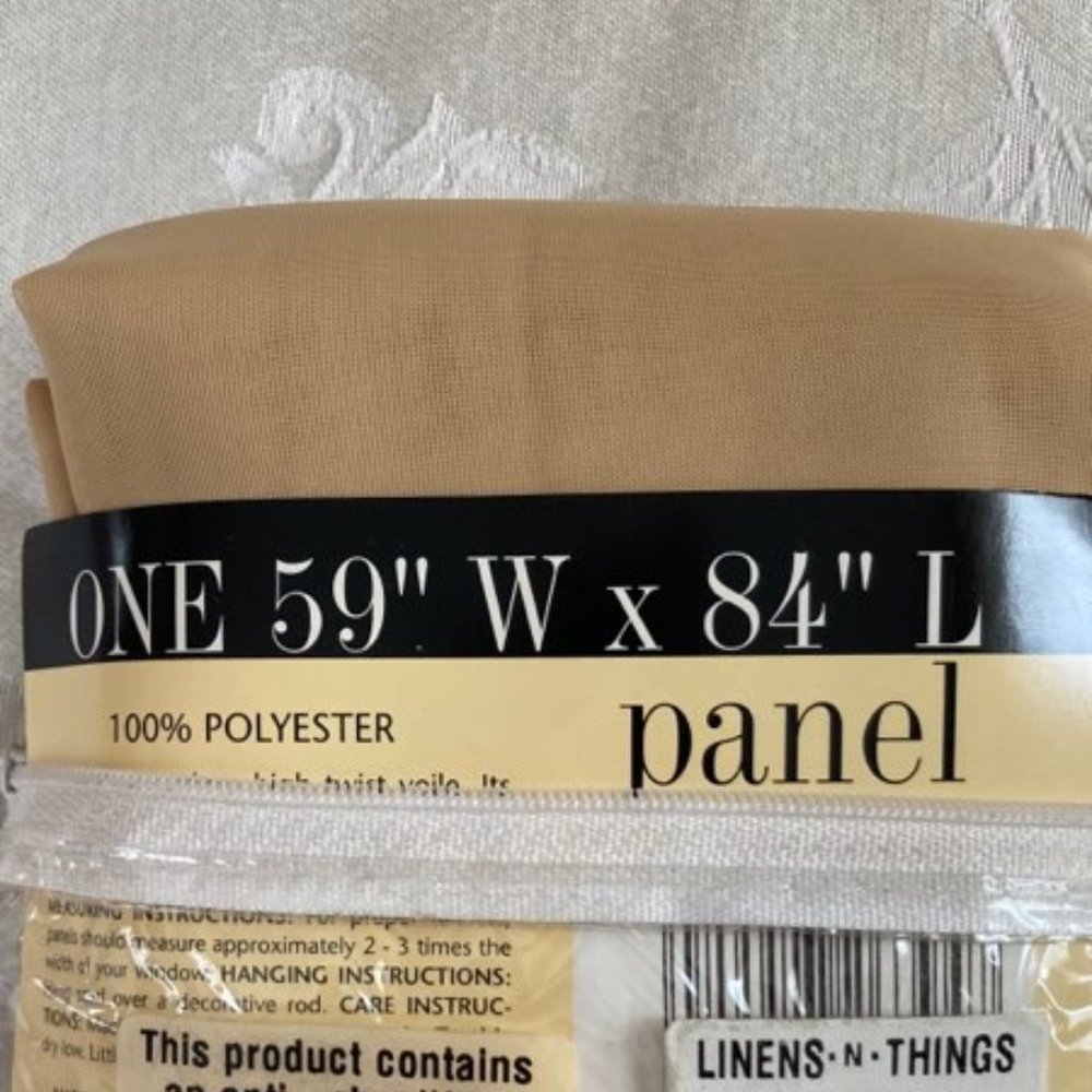 Linens-N-Things Panel Scarf - Picture 5 of 7
